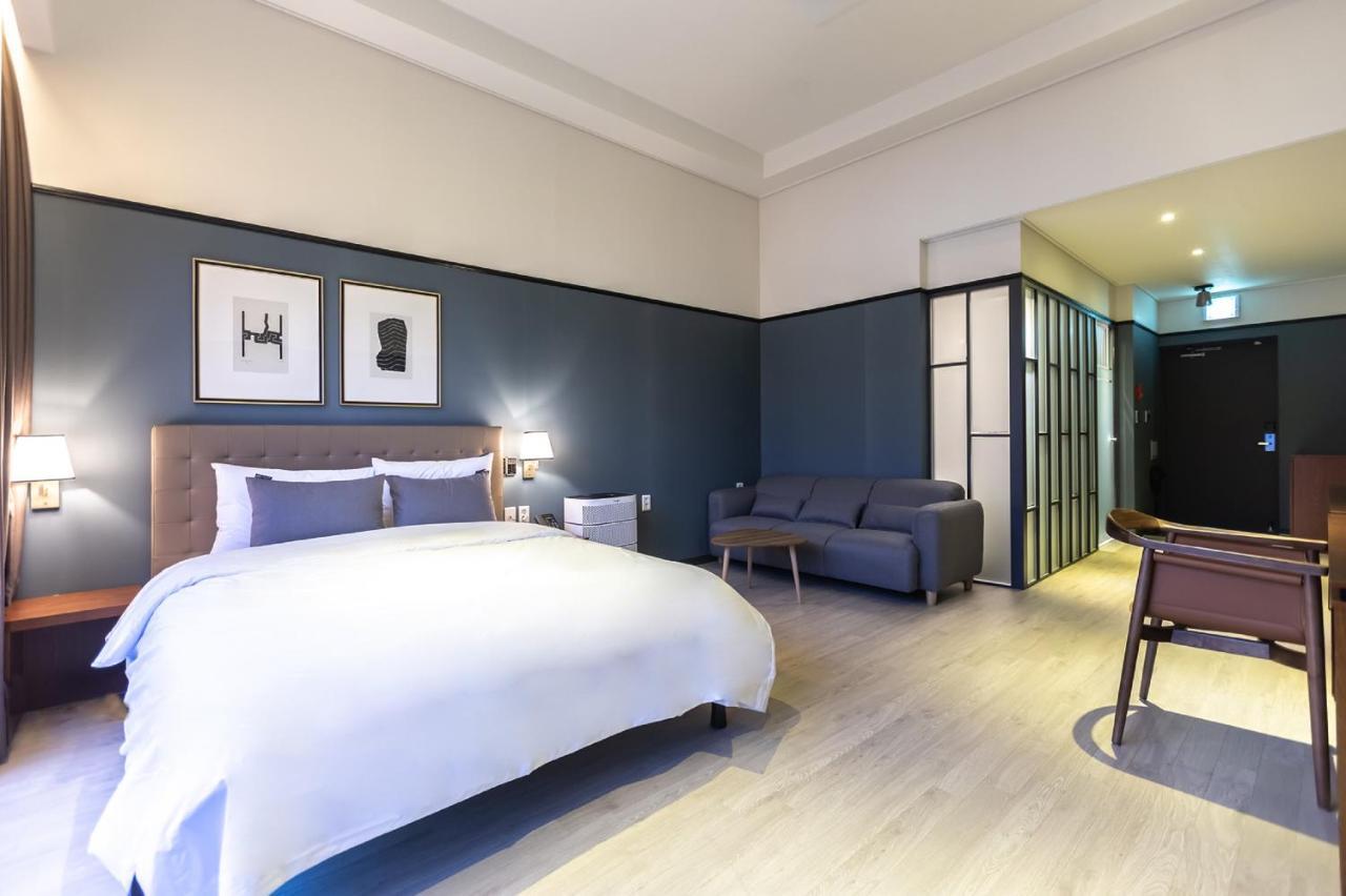 Brown Dot Hotel Gyeongju Exterior foto
